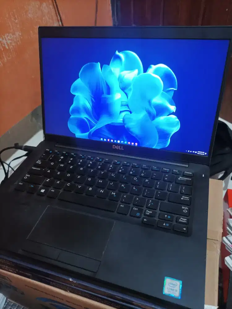 Dell latitude 7390