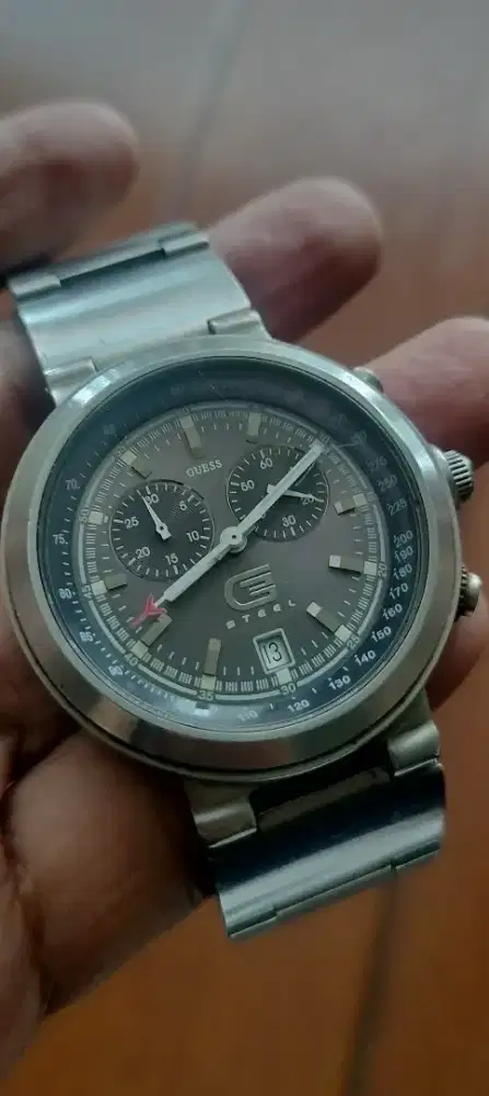 Jam Tangan Pria Guess Steel