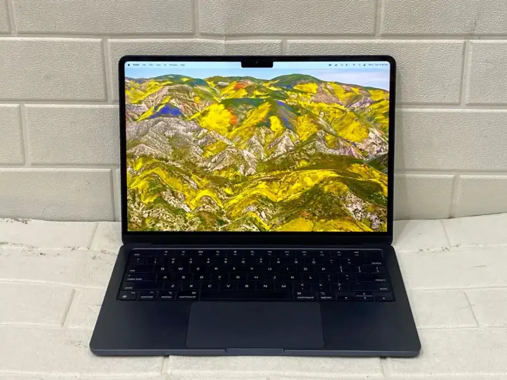 Macbook Air M2 2022 Chip Apel M2 Ram 8GB SSD 256GB x-IBOX