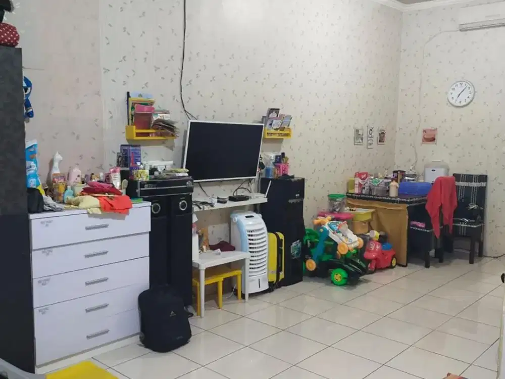 Jual cepat Rumah 2lantai lt70/65 harga 700 di antapani bandung