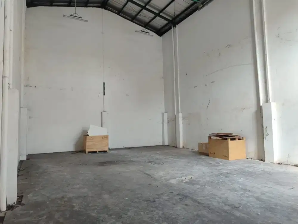 DISEWAKAN Gudang Posisi Hook di Green Sedayu Bizpark Cakung Jakarta Timur