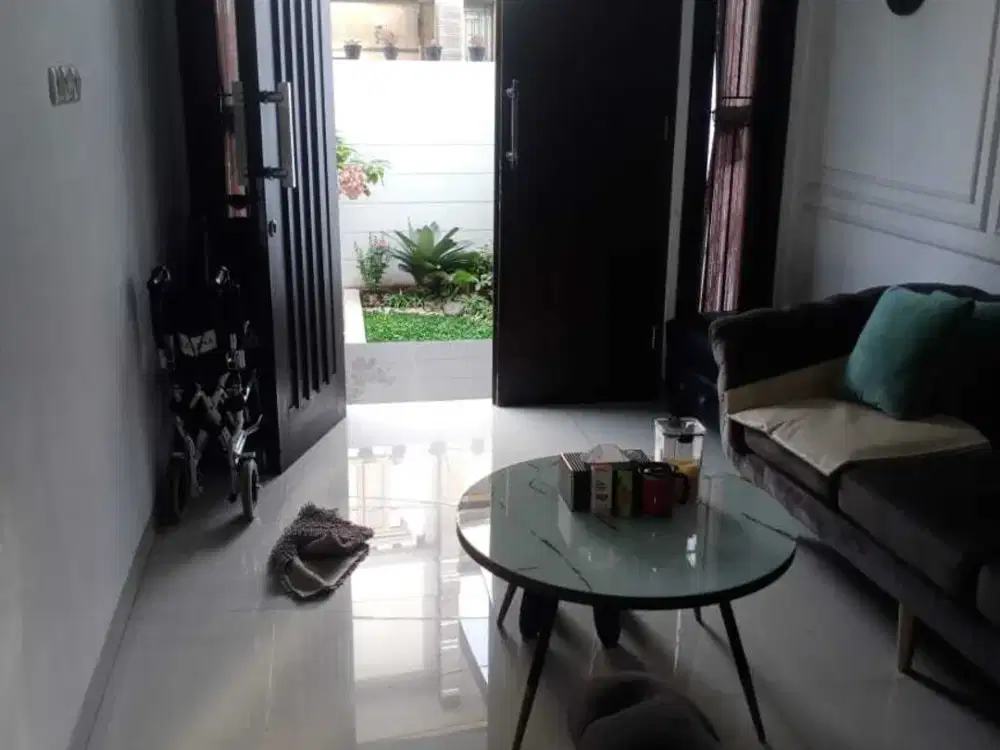 Rumah Siap Huni di Belakang Electronic City Tebet