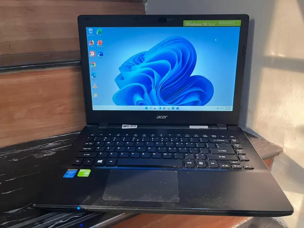 Laptop Acer Travelmate P246-MG. 2 jutaan normal dan bergaransi