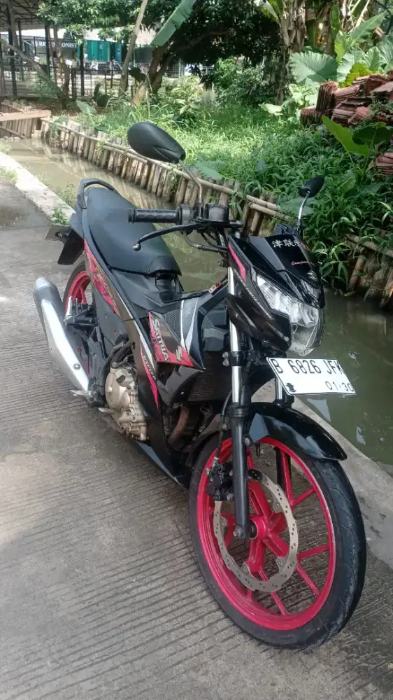 Jual motor satria fufi 2016