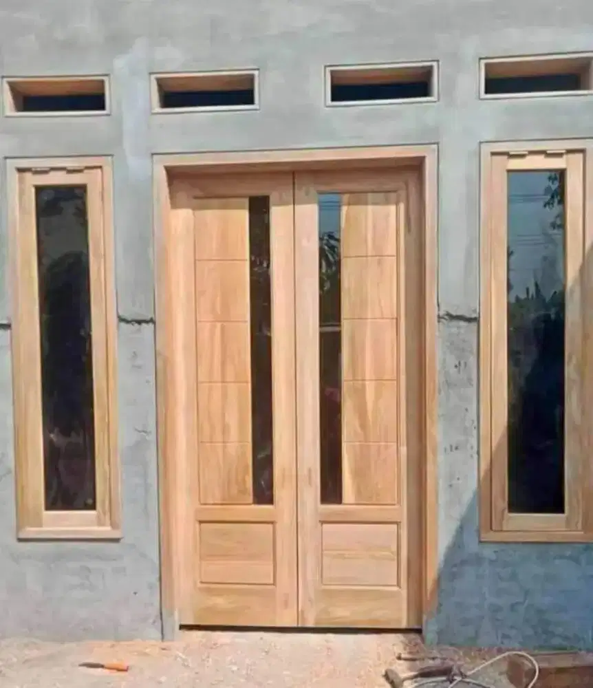 Menjual kusen pintu dan jendela COD