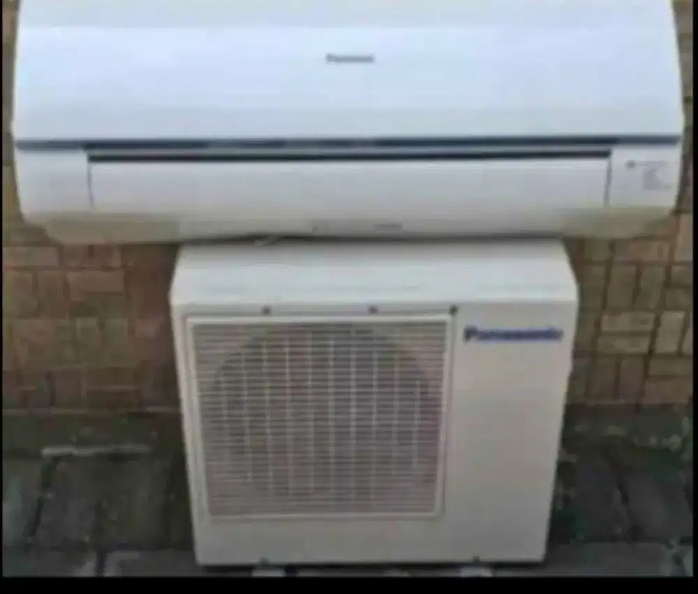 Jual ac Panasonic 1/2 pk lowwat 320 watt kondisi 95% ori semua
