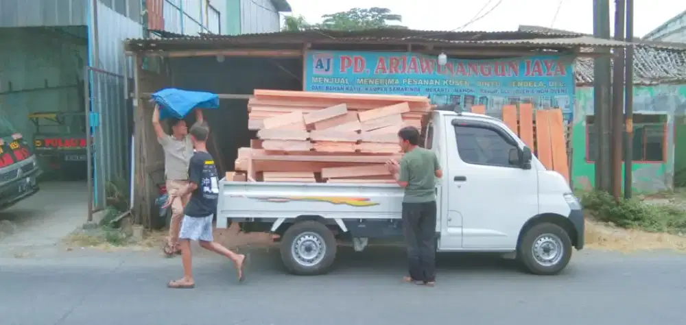 Menjual kusen pintu dan jendela COD