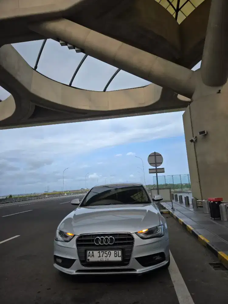 AUDI A4 1.8 T ISTIMEWA