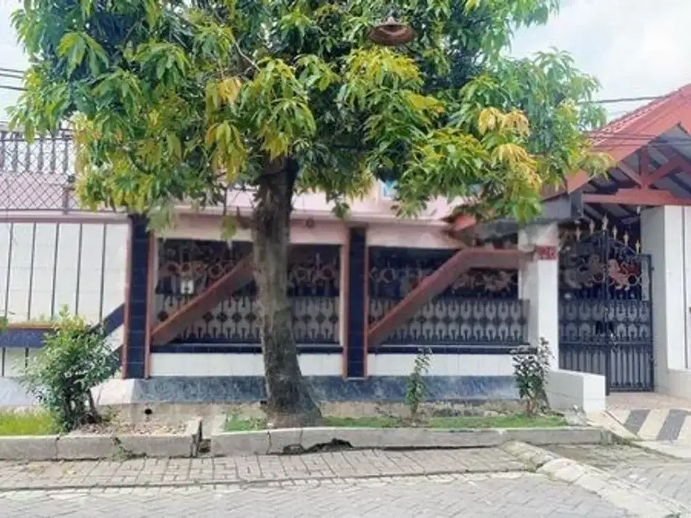 Rumah Hook Siap Huni SHM di Dukuh Kupang Surabaya Barat