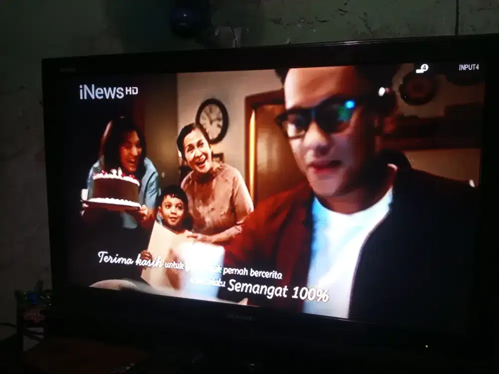 Tv led sharp 40 inci suara mantep