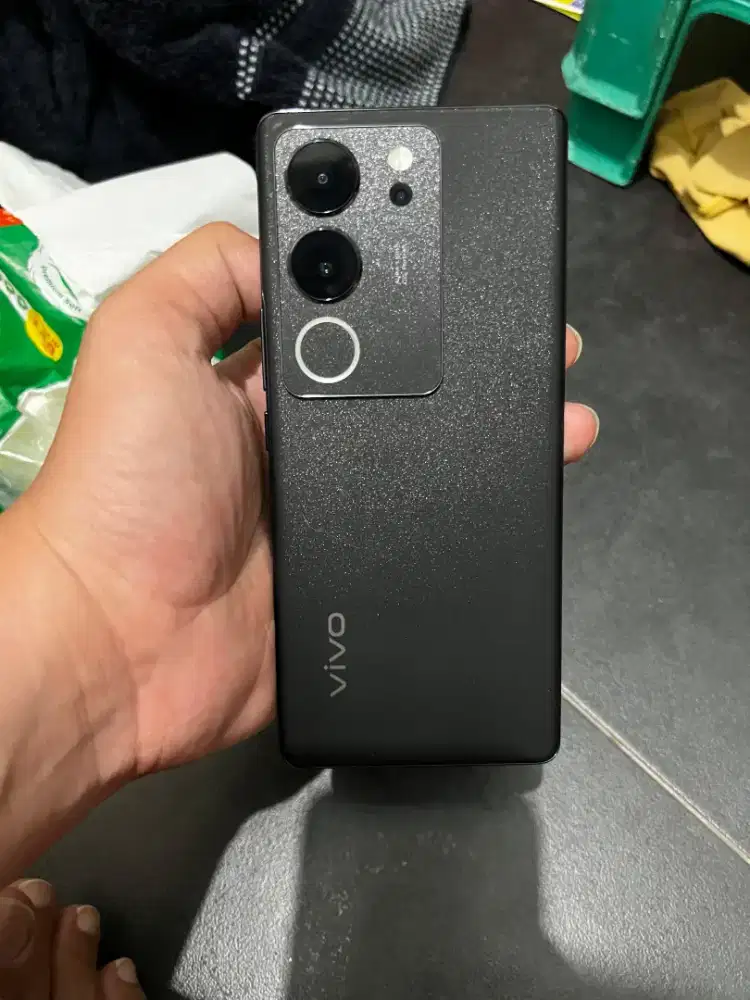 Vivo V29 5G second