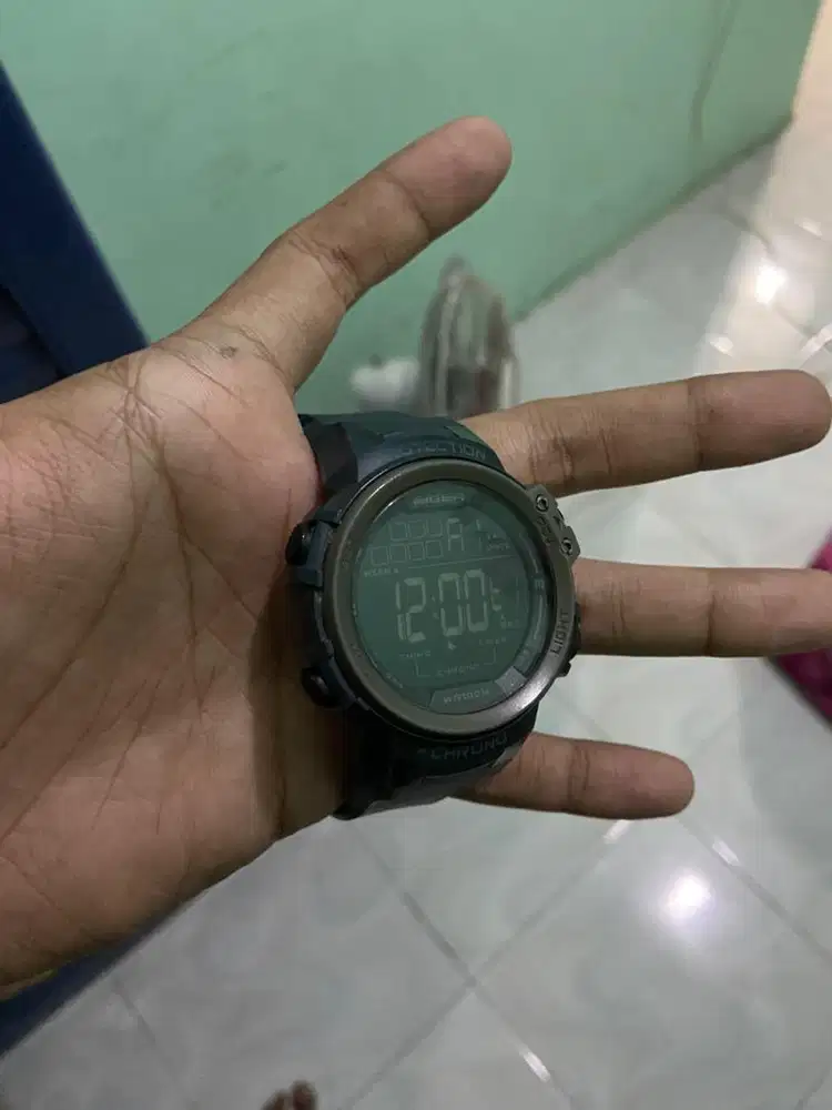 EIGER NUCLEUC WATCH