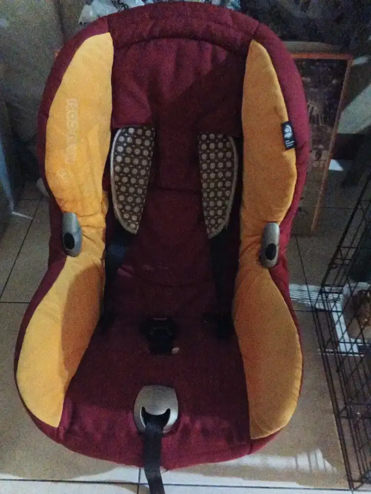 Car siet bayi untuk di mobil