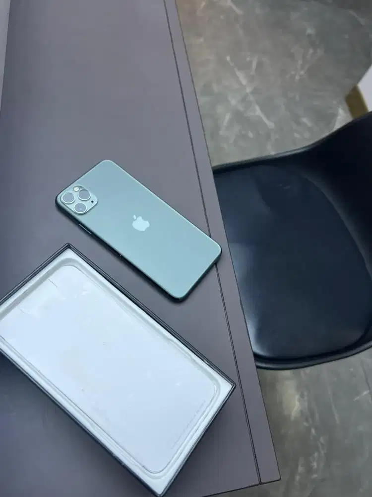 iphone 11 pro max 256gb yg pasti baru