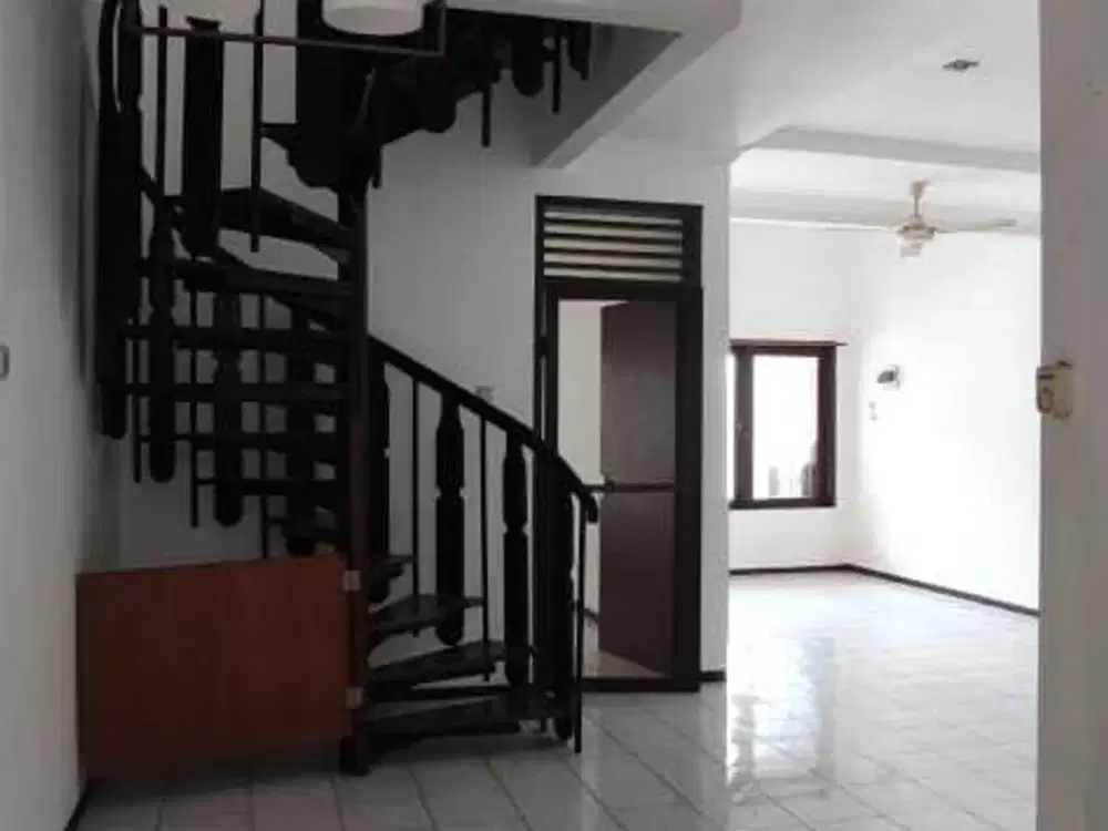Dijual Rumah Janur Kuning - Kelapa Gading