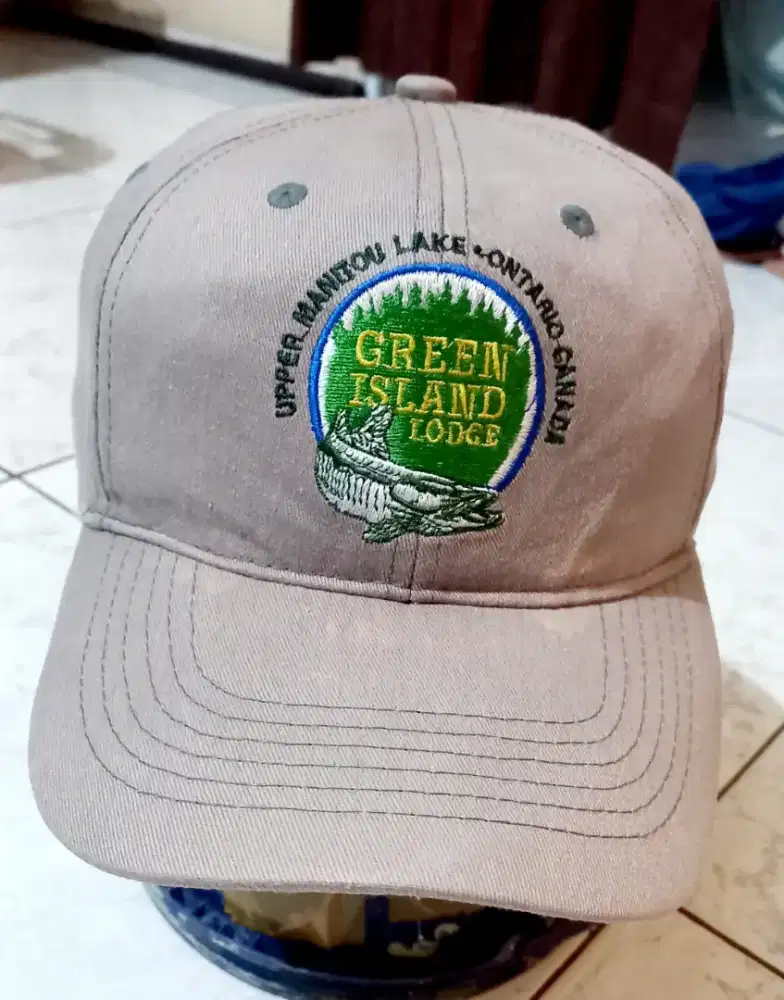 Topi Logo Ikan Green Island Original Second Abu-abu