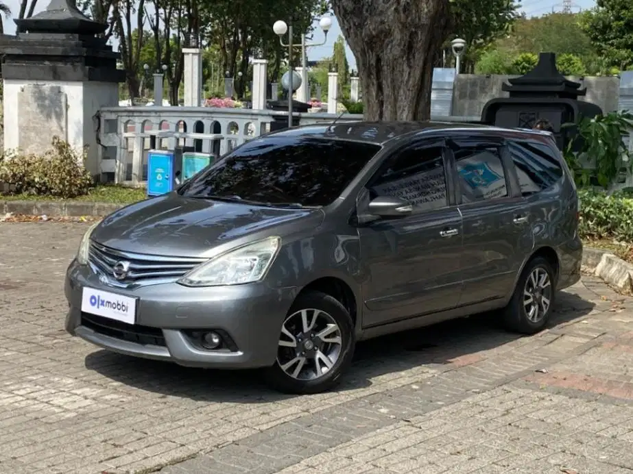 Pajak Panjang Nissan Grand livina 1.5 XV Bensin-AT 2018 Abu-abu LET