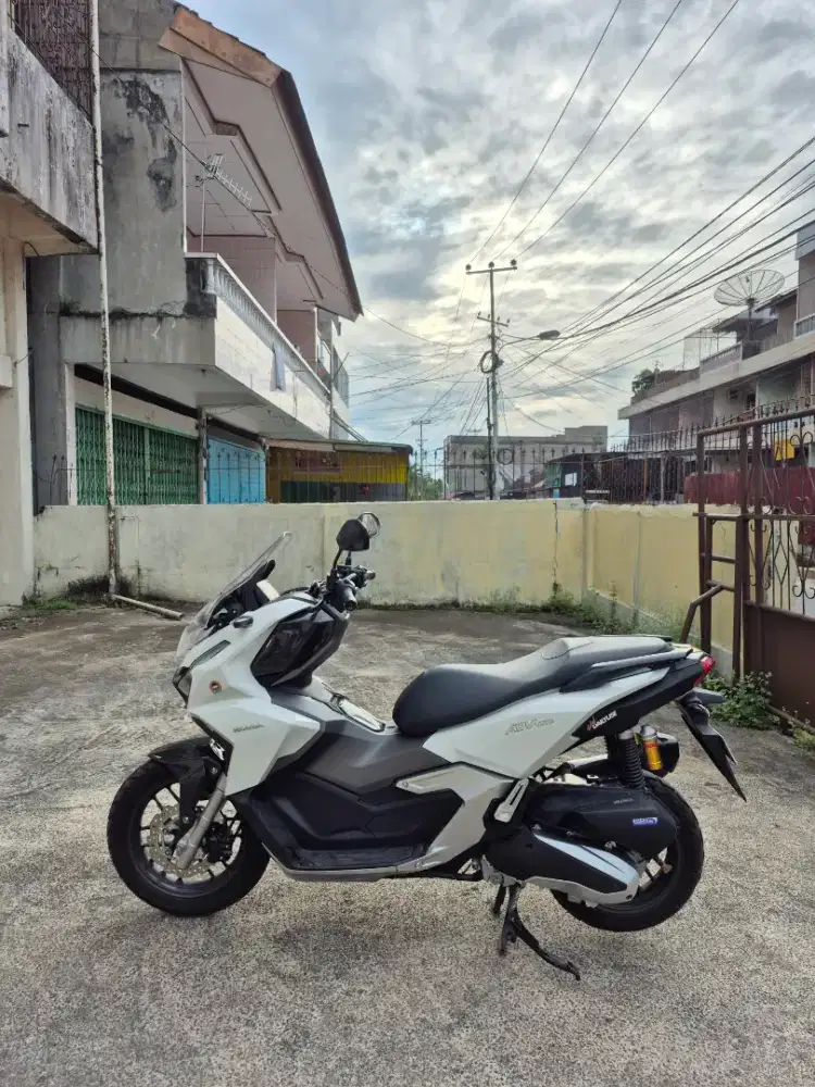Km 3 rb ADV 160 TAHUN 2023