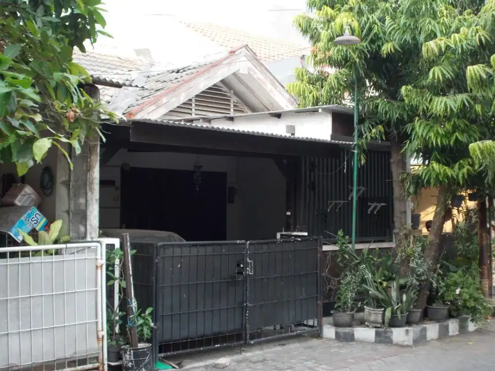 Dijual Rumah di Wiguna Tengah Dekat Kampus UPN Surabaya