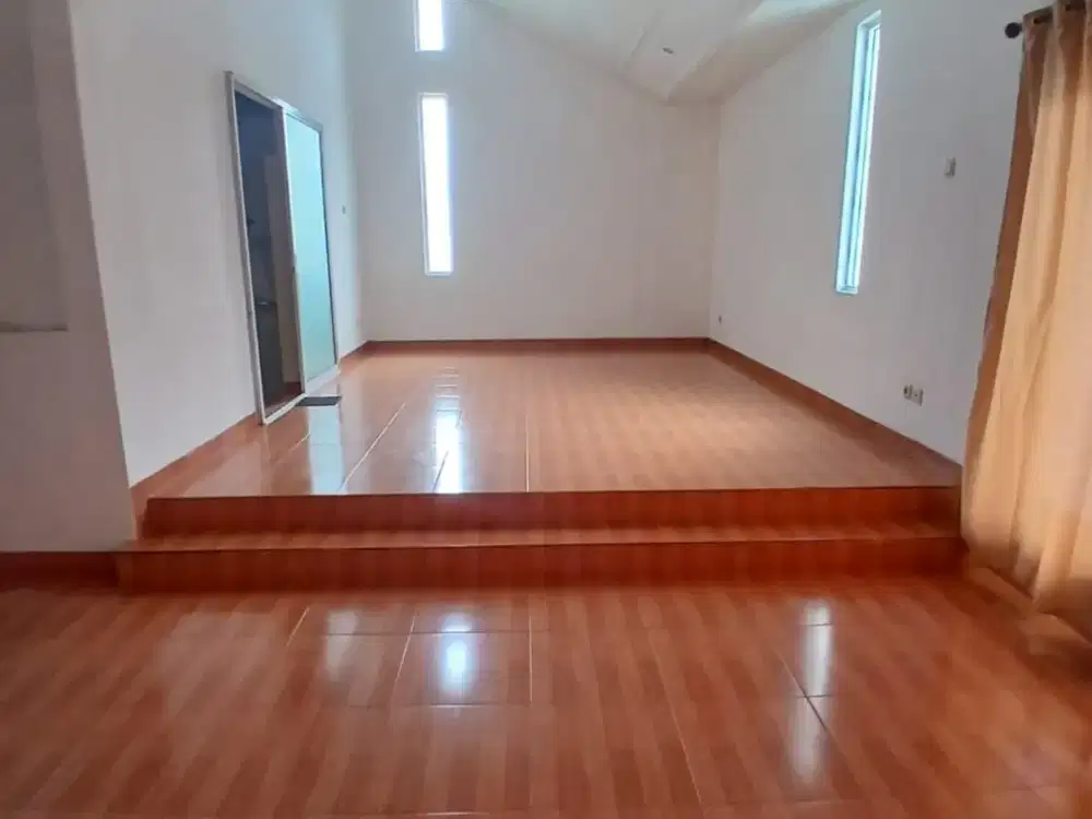 DIJUAL RUMAH DI GADING SERPONG!
