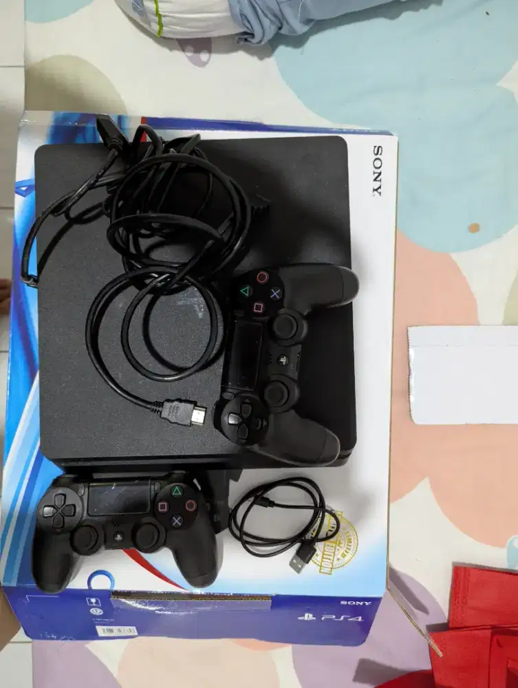 PS4 Slim SONY 500GB 2 STIK