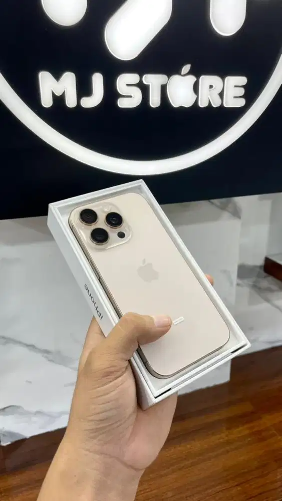 iPhone 16 Pro 128 gb iBox bh 100% garansi aktif sampai Juli 2026