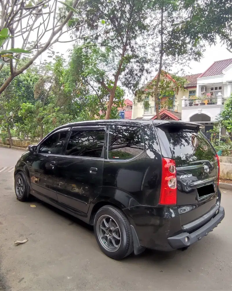 Toyota Avanza 2010 Bensin