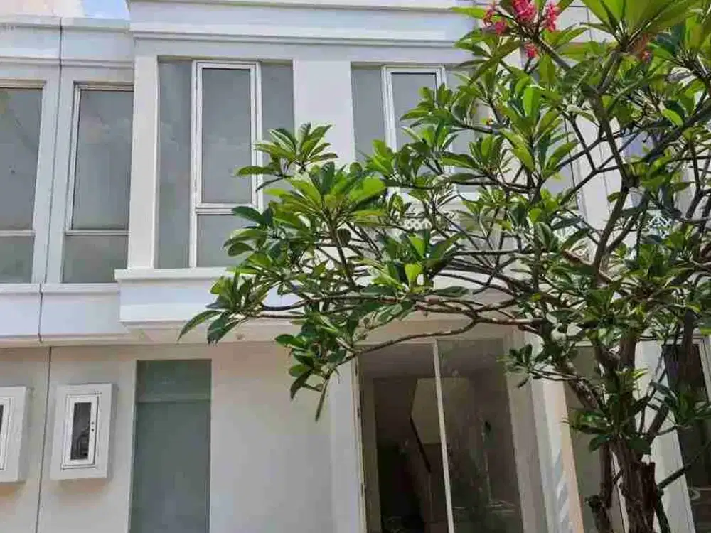 Dijual Rumah Grand Pakuwon Tandes 
Dekat Margomulyo