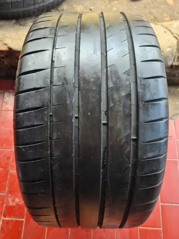 Ban copotan mercy mechlin pilot sport4S 255/30 R19 85% 2021..1pcs