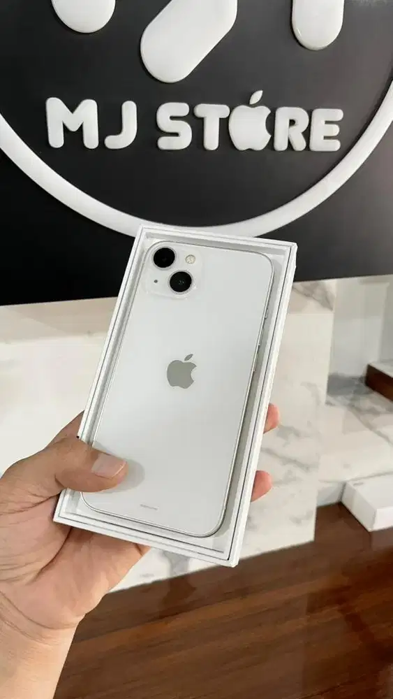 iPhone 13 128 gb iBox garansi aktif sampai November 2026