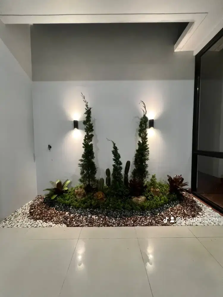 Mnrima dkorasi taman rumput