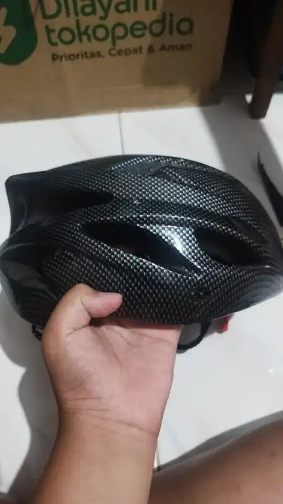 helm taff sport carbon look
