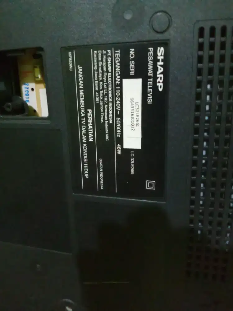 Dijual tv LED Sharp LC32LE265I seadanya boleh dikasih