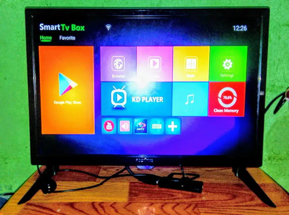 TV LED MERK POLYKING