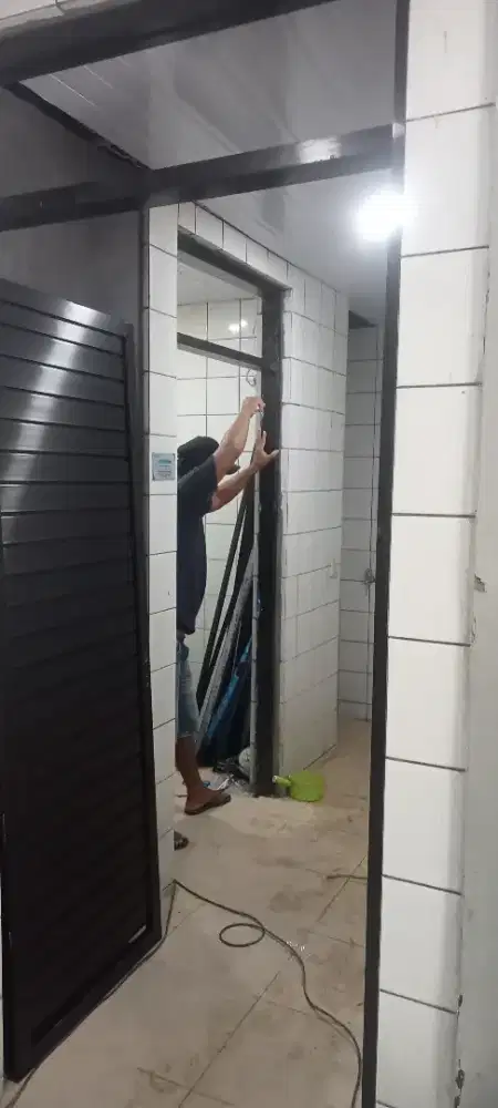 Tukang Bangunan