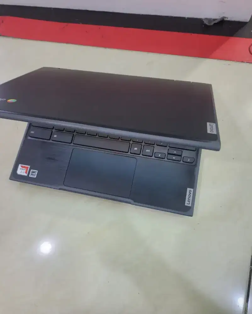 Lenovo Chroombook 300E baru murah
