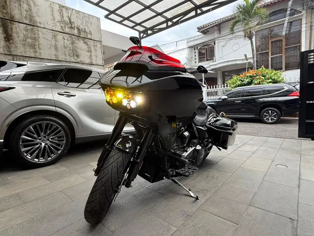 Jual Road Glide 2020 Low KM FP