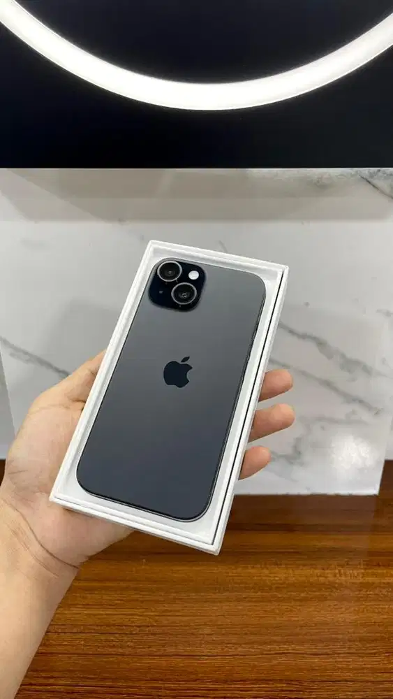 iPhone 15 128 gb iBox sehat terawat