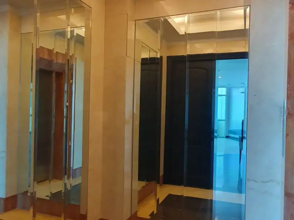 DISEWA Apartemen Bellagio Mansion Mega Kuningan 4 BR - Private Lift Dekat ke LRT MRT Busway One Satrio