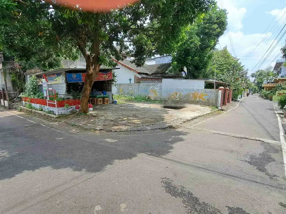 Dijual Tanah Kavling HOOK Siap Bangun 176m2 SHM lokasi Di Sumurboto Tembalang Semarang
