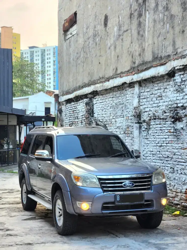 Ford Everest 2.5 XLT At 2010 NO NGOBOS!