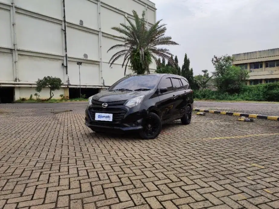 TDP 5,JT Daihatsu Sigra 1.2 X Bensin-MT Hitam 2017