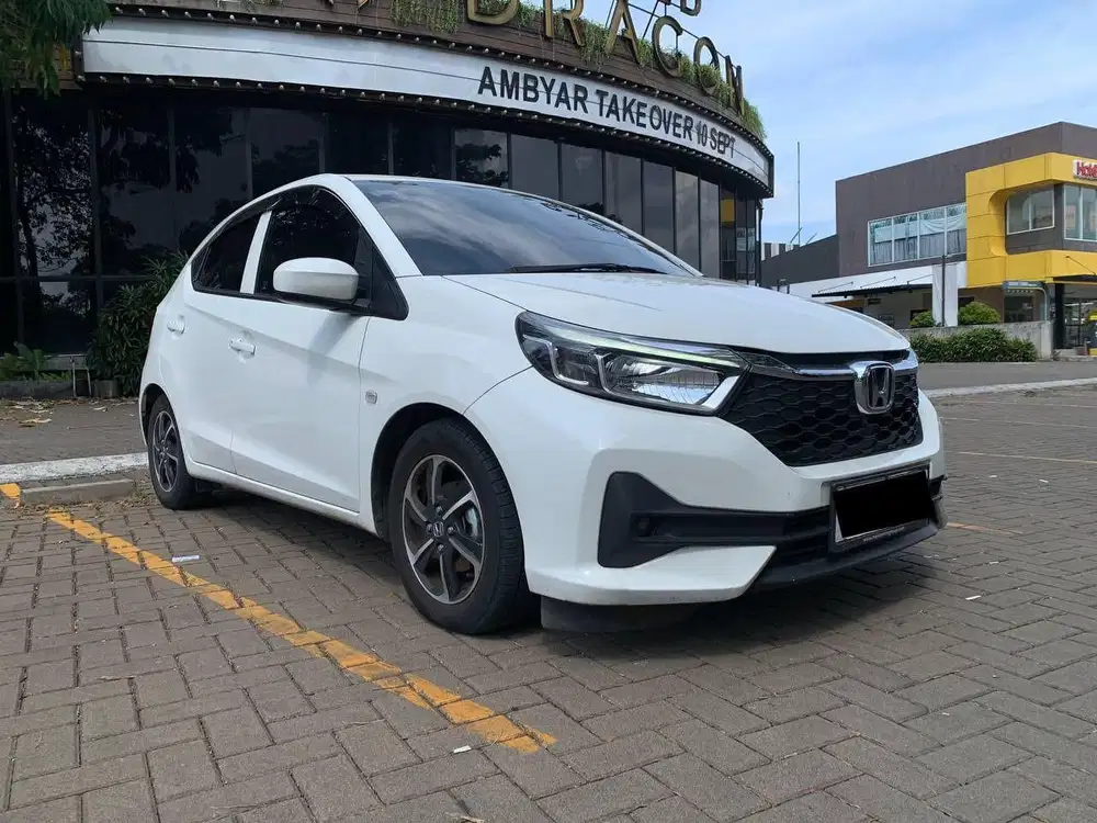 HONDA BRIO E CVT AT MATIC 2024 PUTIH KM 6RB