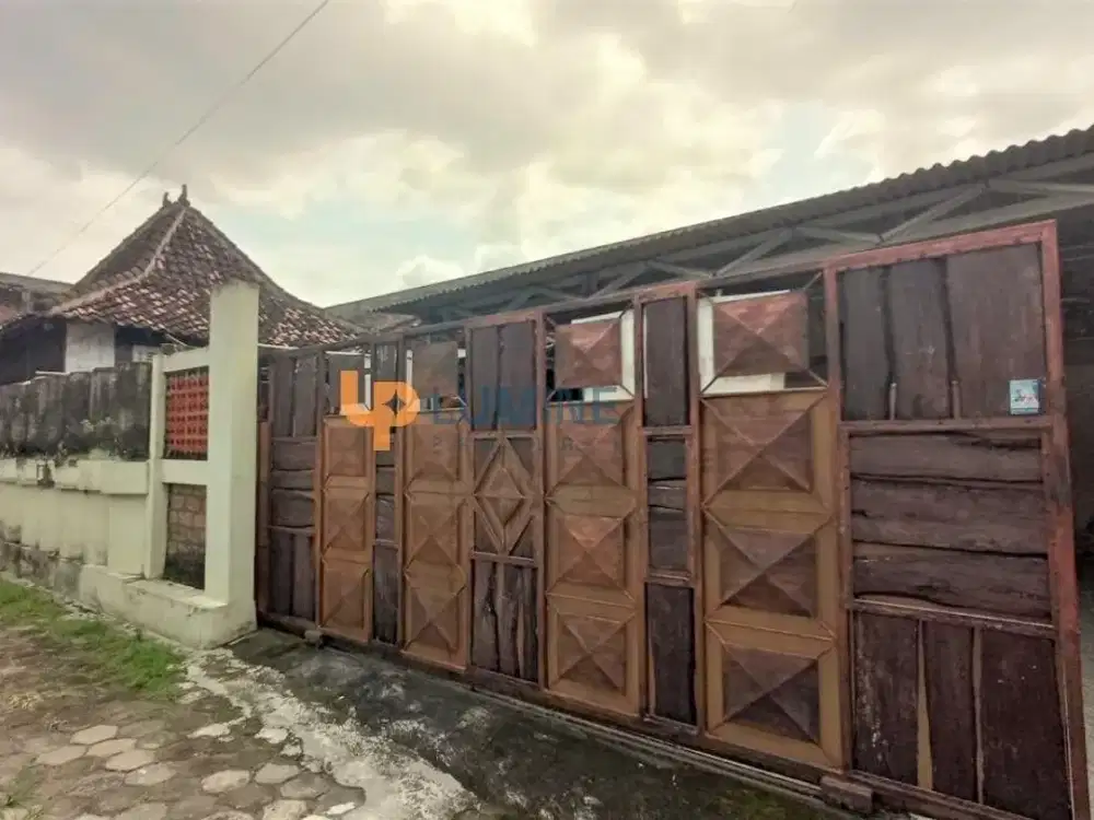 Rumah Lelang Lahan Luas di Depok Dekat UPN Jogja