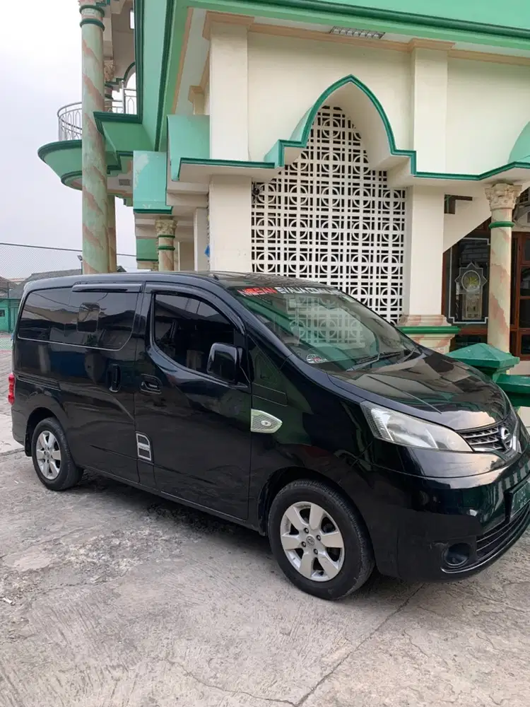 Nissan Evalia XV 2012