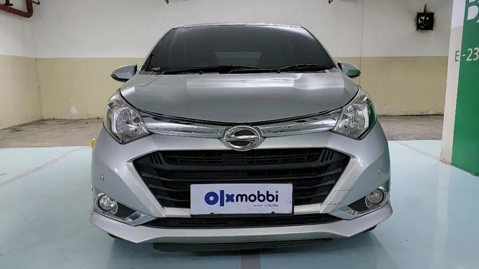 TDP 5,JT Daihatsu Sigra 1.2 R Deluxe Bensin-AT Silver 2016
