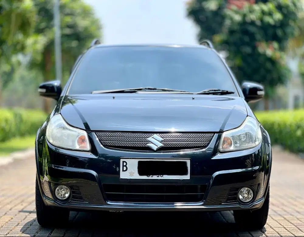 ANTIK Suzuki SX4 X Over AT 2009 Low Km 125 rb an Pjk Pjg 1th Dp Ringan