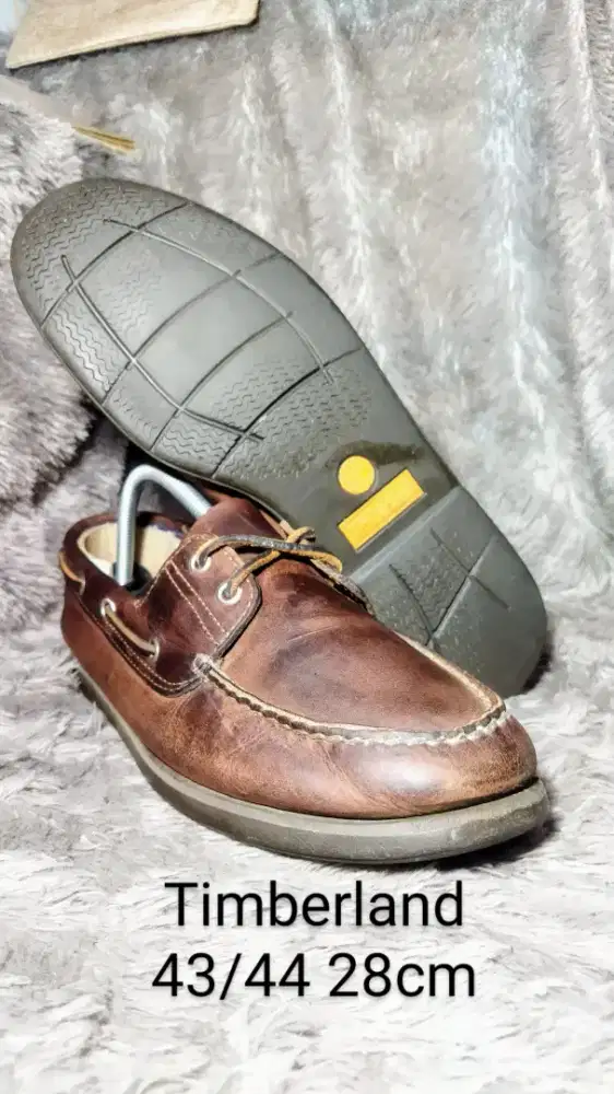 TIMBERLAND Size 43-44 Mens Classic 2 Eyes Boat Shoes Made in China