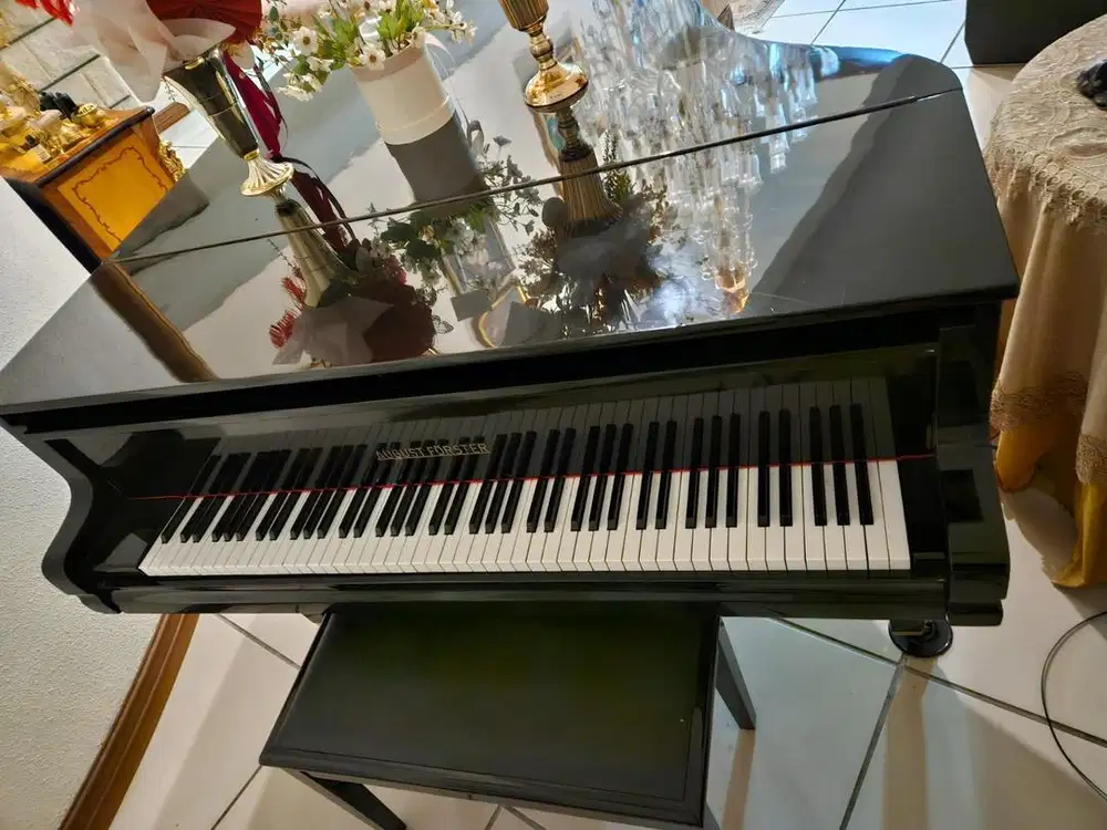 GRAND PIANO AGUST FORSTER