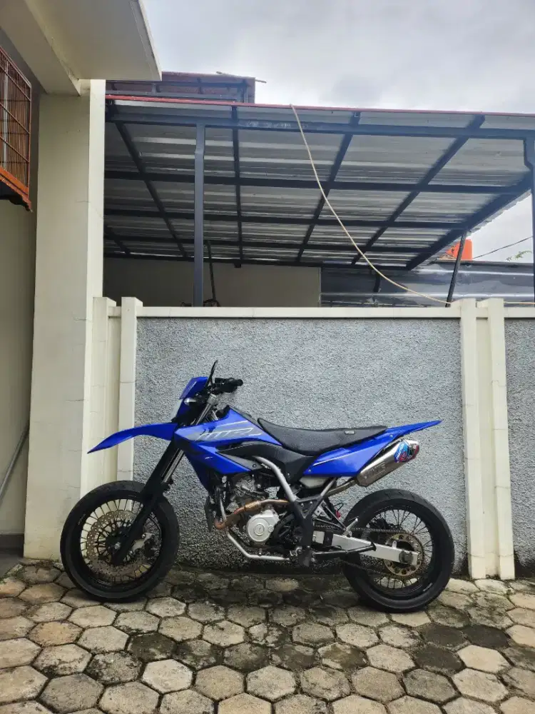 Yamaha WR 155 R